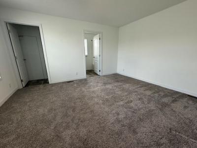 Photo 4 of 8 of home located at 7019 Autumn Chase Fort Wayne, IN 46818
