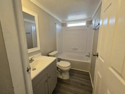 Photo 4 of 9 of home located at 11211 East Bay Rd. Unit 48 Gibsonton, FL 33534