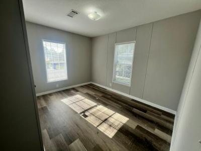 Photo 4 of 10 of home located at 1644 Sunburst Dr Apopka, FL 32712
