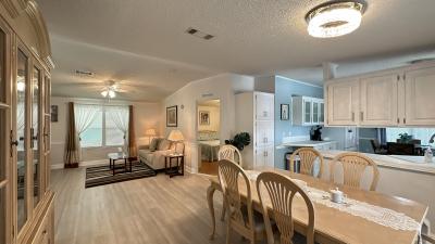 Photo 2 of 17 of home located at 929 W Norman St Lady Lake, FL 32159