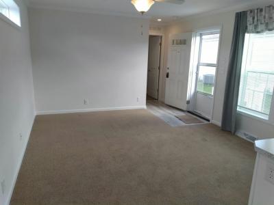 Photo 2 of 12 of home located at 102 W Fowler Drive #121 Winchester, VA 22603