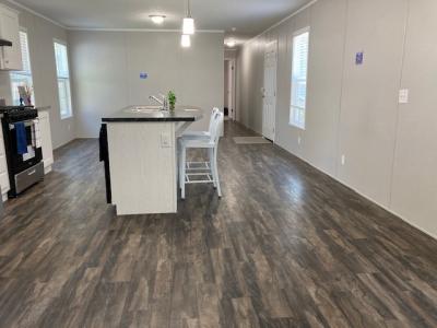 Mobile Home at 6068 W. Panatella Drive Bellevue, IL 61604