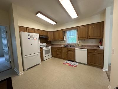 Photo 4 of 13 of home located at 22 Heather Brook Road Uncasville, CT 06382