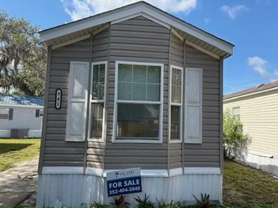 Mobile Home at 941 Prairie St Avon Park, FL 33825