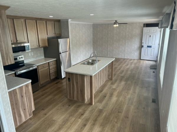 2025 FAIRMOUNT HOMES 78 430LE16763E  Home