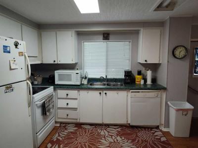 Photo 6 of 8 of home located at 461 Union St. Vero Beach, FL 32966