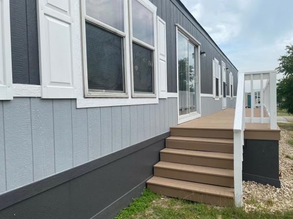 2013 Clayton Mobile Home
