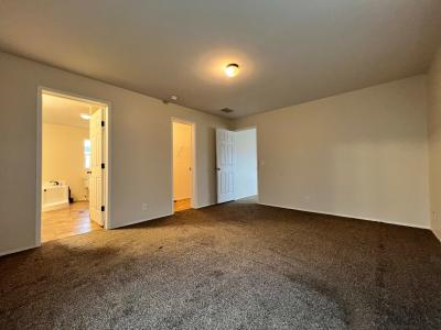 Photo 4 of 9 of home located at 4186 Knightsbridge Lane Jackson, MI 49201