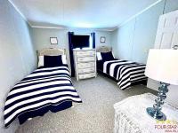 2002 SKYL  Home