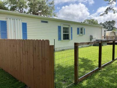 Photo 5 of 28 of home located at 2224 Colonial Ave Navarre, FL 32566