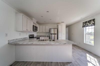 Photo 5 of 23 of home located at 716 Satsuma Street Lakeland, FL 33803