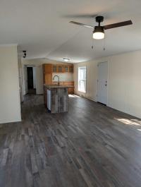1999 Four Seasons Manufactured Home