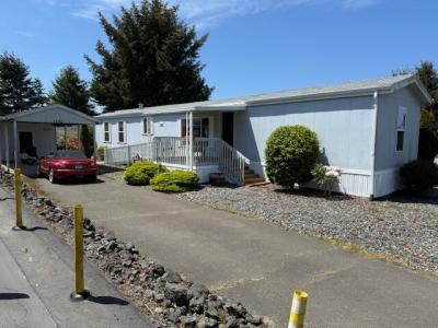 Photo 2 of 13 of home located at 1240 Embarcadero Cir Coos Bay, OR 97420