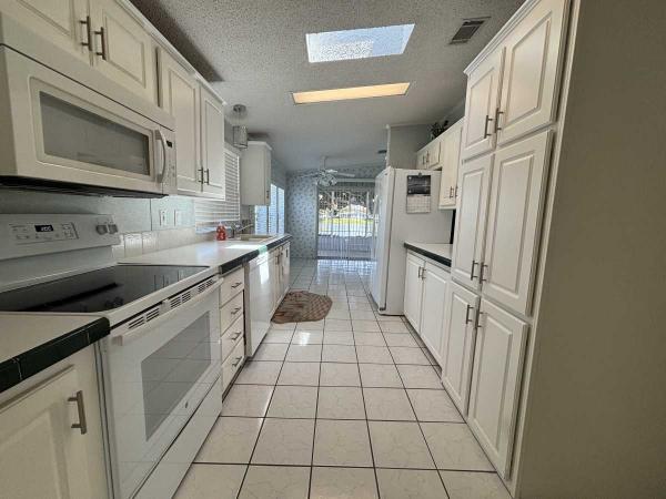 2001 Jacobsen Mobile Home
