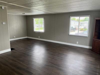 Photo 3 of 16 of home located at 768 Machette Rochester Hills, MI 48307