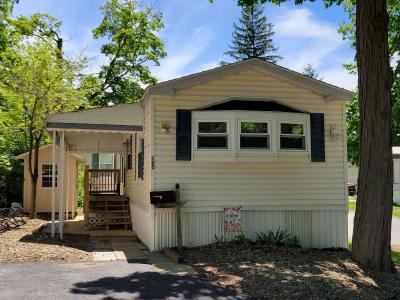 Mobile Home at 105 Maplegrove Lane Mentor, OH 44060