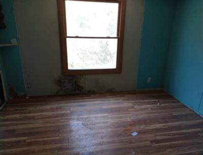 Photo 3 of 6 of home located at 209 W Cherry Blossom Ln Wellington, KS 67152