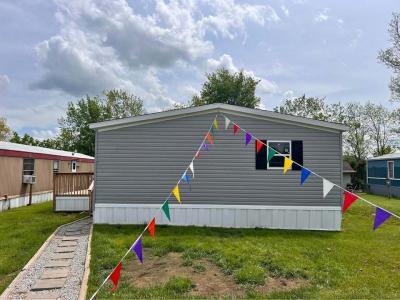 Mobile Home at 183 White Pine Circle Florence, KY 41042