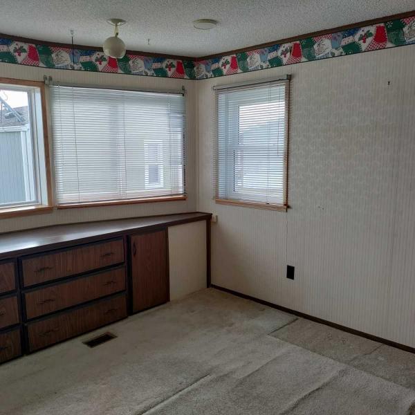 1984 Montrose Mobile Home