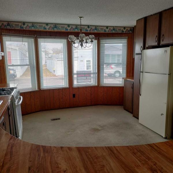 1984 Montrose Mobile Home