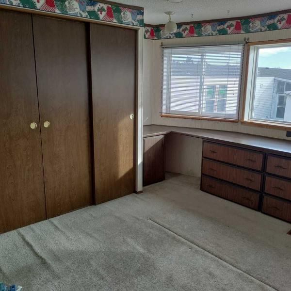 1984 Montrose Mobile Home
