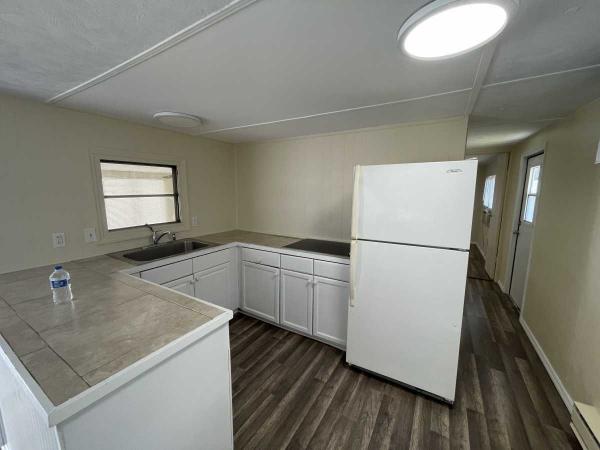 1972 1BR/1BA Mobile Home