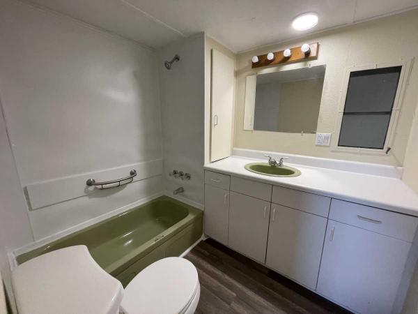 1972 1BR/1BA Mobile Home