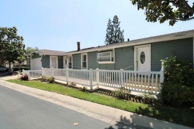Photo 3 of 35 of home located at 2545 Shadow Lake #127 Santa Ana, CA 92705