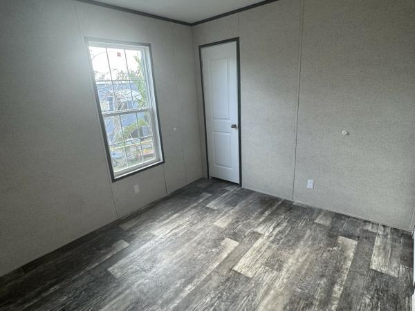 2025 Champion Home Builders, Inc. mobile Home