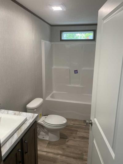 Photo 4 of 8 of home located at 107 Maplewood Dr Ashley, OH 43003