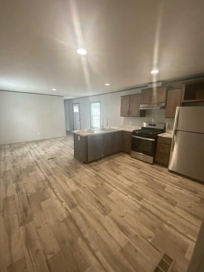 Mobile Home at 107 Maplewood Dr Ashley, OH 43003