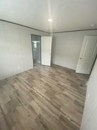 2025 Commodore Blazer Select -14663C Manufactured Home
