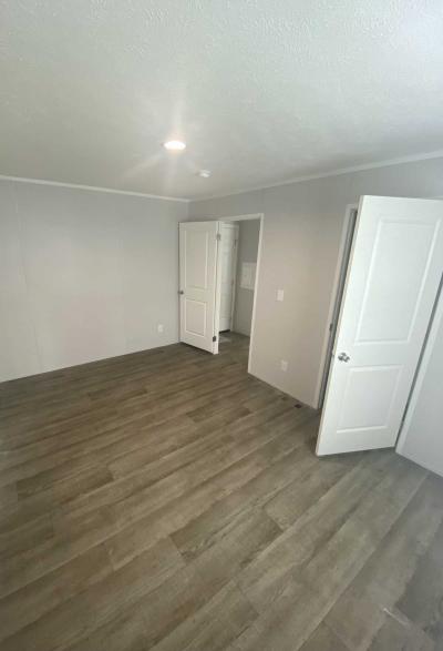 Photo 4 of 8 of home located at 106 Parkwood Dr Ashley, OH 43003