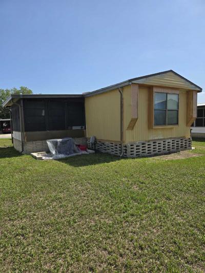 Mobile Home at 256 Five Iron Drive Mulberry, FL 33860