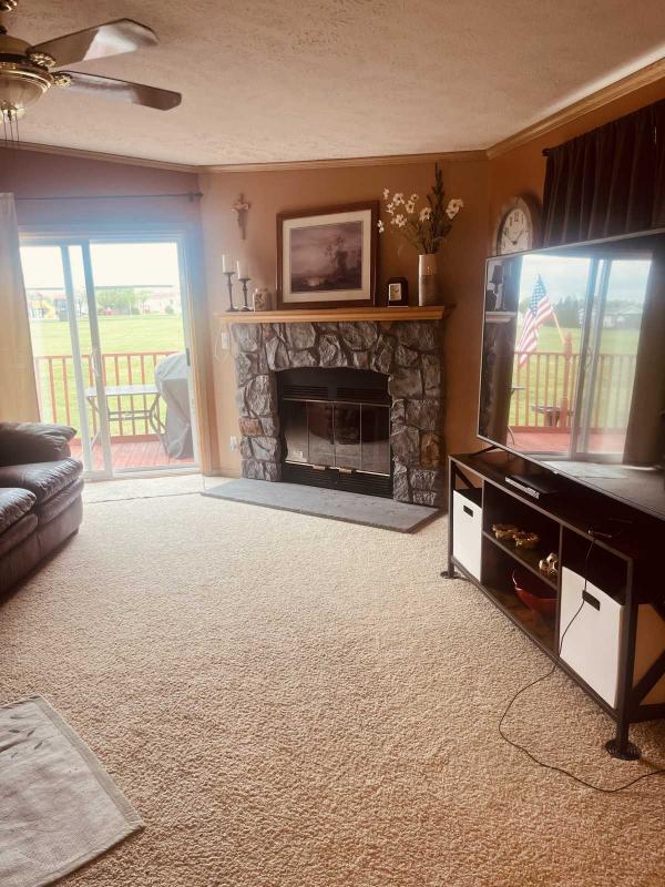 1999 Manufactured Home