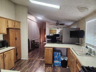 Photo 5 of 6 of home located at 10001 West Frontage Road, Space 116 South Gate, CA 90280