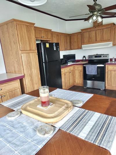 Photo 2 of 7 of home located at 9975 Daniel Drive East Columbus, IN 47201
