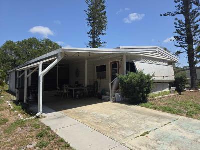 Photo 4 of 39 of home located at 7001 142nd Ave Largo, FL 33771