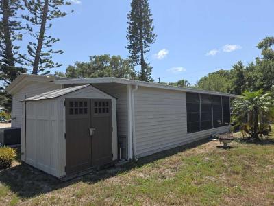 Photo 3 of 39 of home located at 7001 142nd Ave Largo, FL 33771