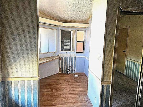 1985 Palm Harbor Manufactured Home