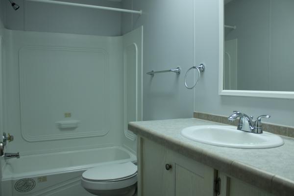 2003 Homes of Merit 48659 Mobile Home