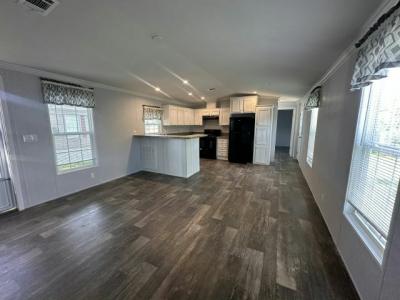Photo 3 of 5 of home located at 1234 Reynolds Road, #14 Lakeland, FL 33801