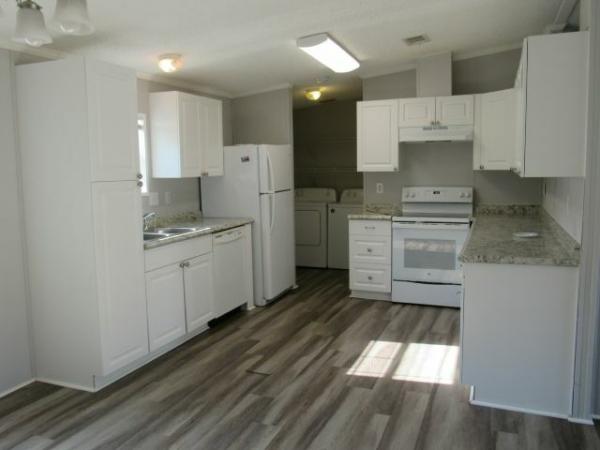 2005 FLEETWOOD Manufactured Home