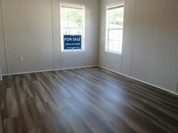 2005 FLEETWOOD Manufactured Home