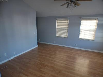 Photo 4 of 8 of home located at 10354 Smooth Water Dr. Site 187 Hudson, FL 34667