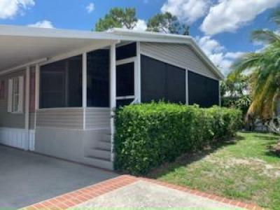 Photo 2 of 27 of home located at 33 Ricks Dr. Greenacres, FL 33463