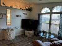 1993 Skyline Manufactured Home