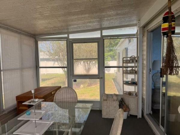 1993 Skyline Manufactured Home