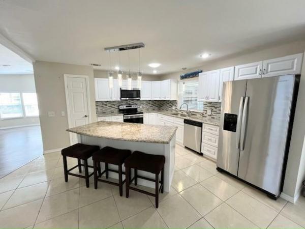 1984 Isla Manufactured Home