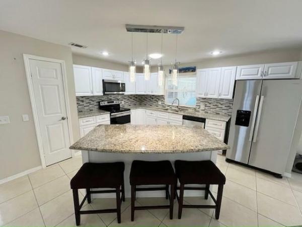 1984 Isla Manufactured Home